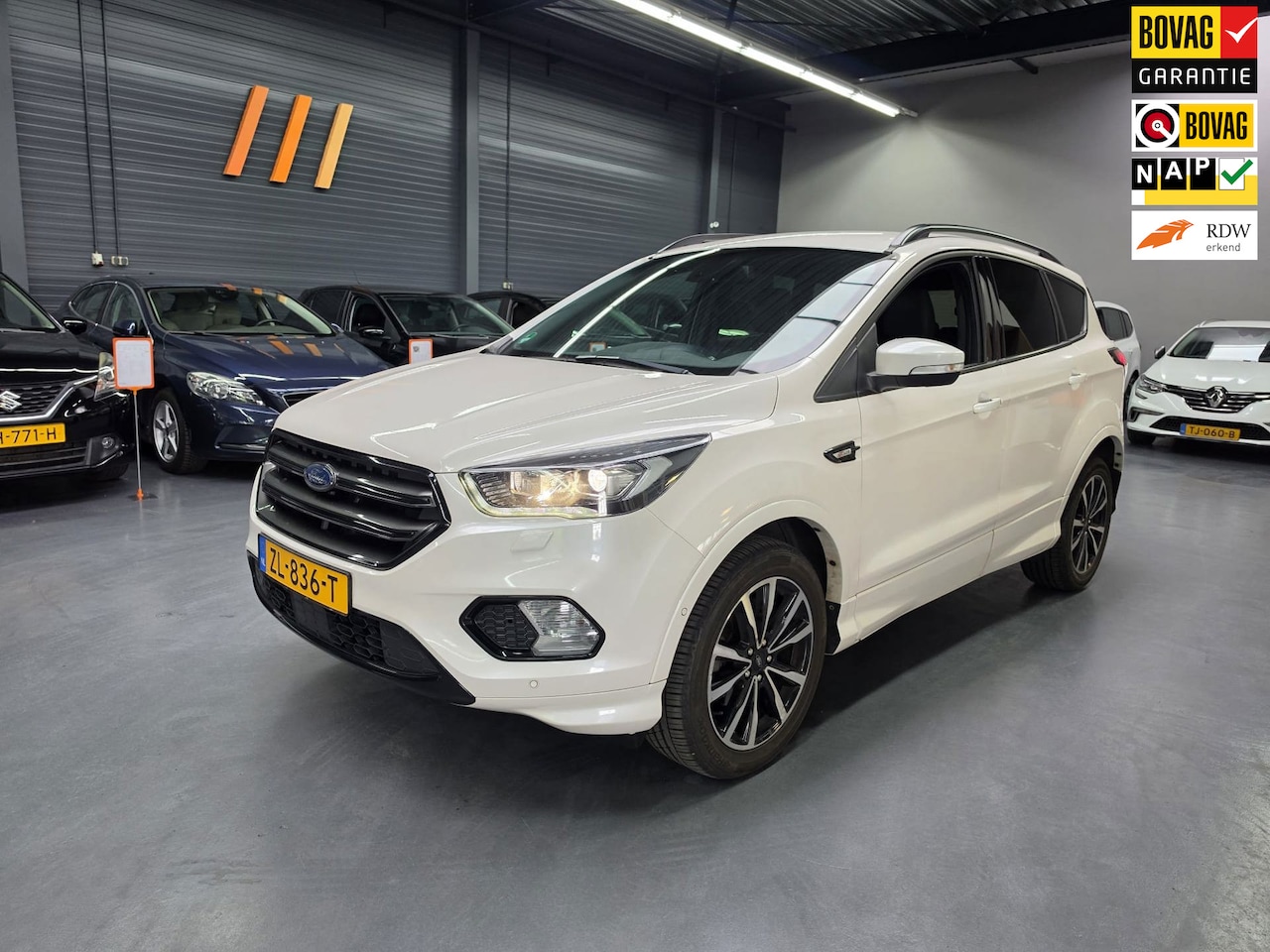 Ford Kuga - 1.5 EcoBoost ST Line CAMERA LED TREKHAAK CARPLAY NAP NL AUTO - AutoWereld.nl