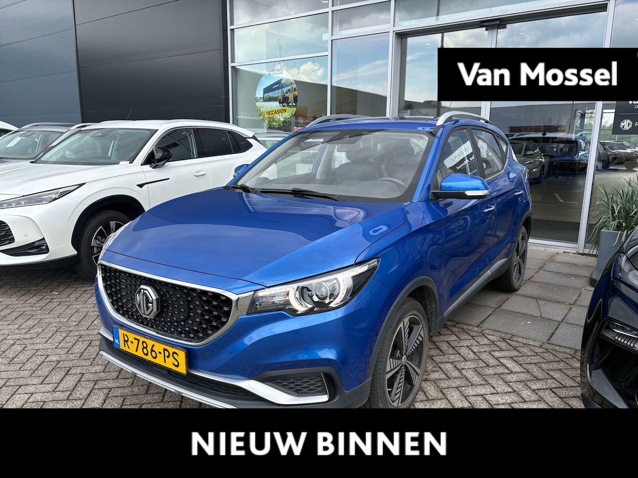 MG ZS - Luxury 45 kWh | Navi | Panoramadak | Camera | Leder | Stoelverwarming | CarPlay | - AutoWereld.nl