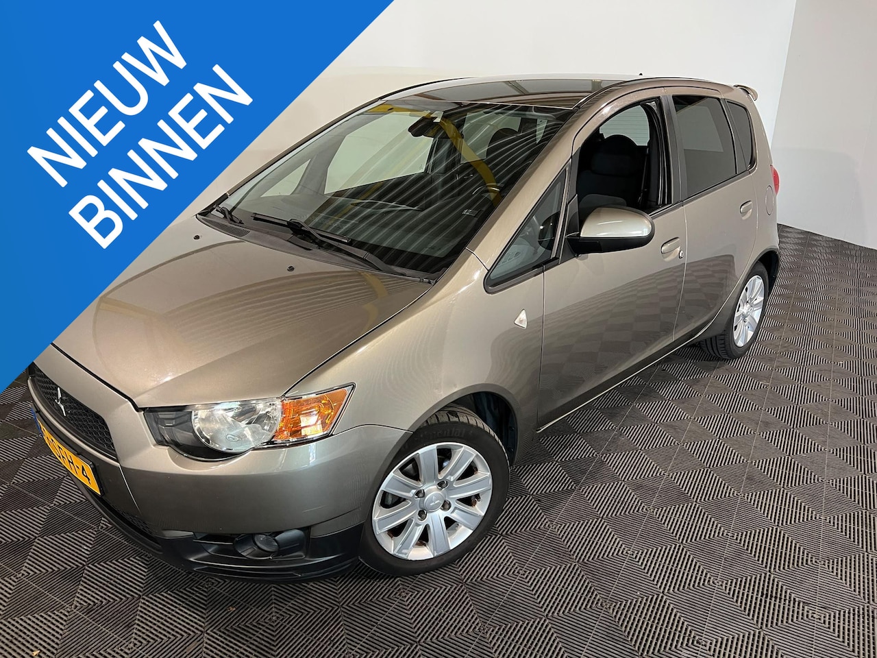 Mitsubishi Colt - 1.3 Edition Two 1.3 Edition Two - AutoWereld.nl
