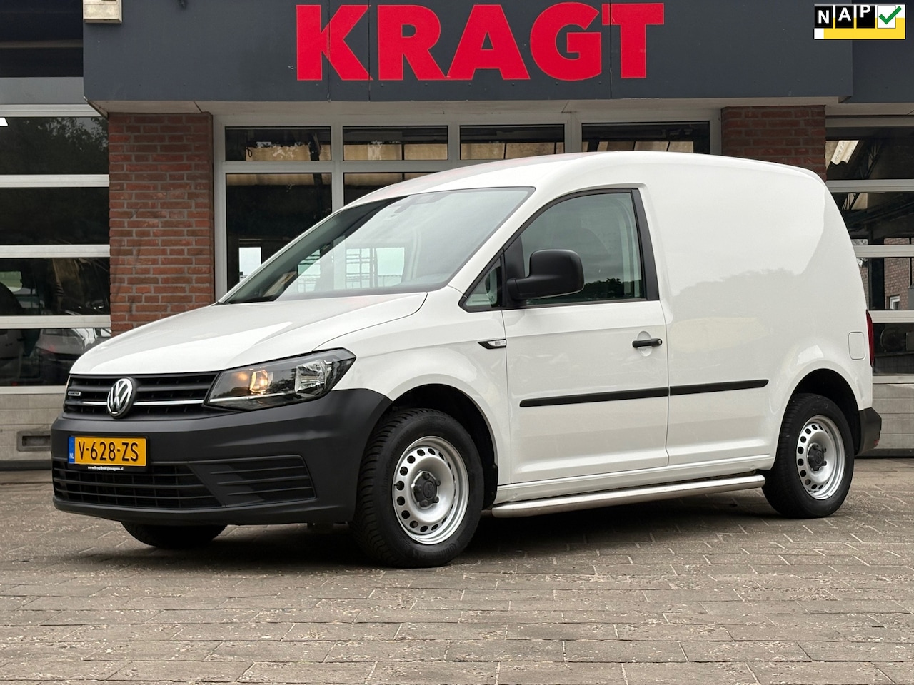 Volkswagen Caddy - 1.4 TGI L1H1|CNG|NAP|airco|cruise|bluetooth|trekhaak|parkeersensoren achter|radio - AutoWereld.nl