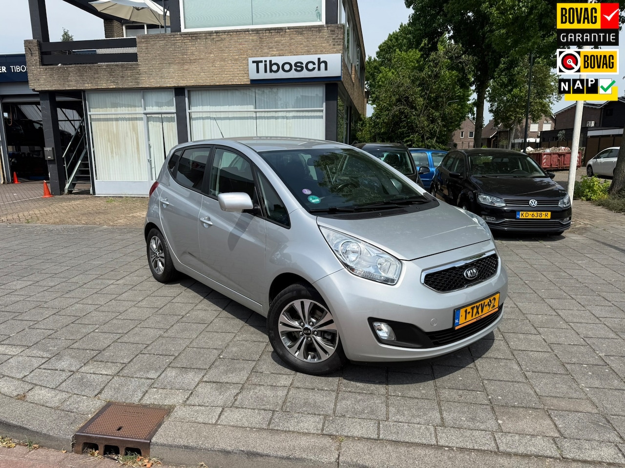 Kia Venga - 1.4 CVVT ExecutiveLine 1.4 CVVT ExecutiveLine, 73.000 KM, Camera, LMV, Cruise - AutoWereld.nl
