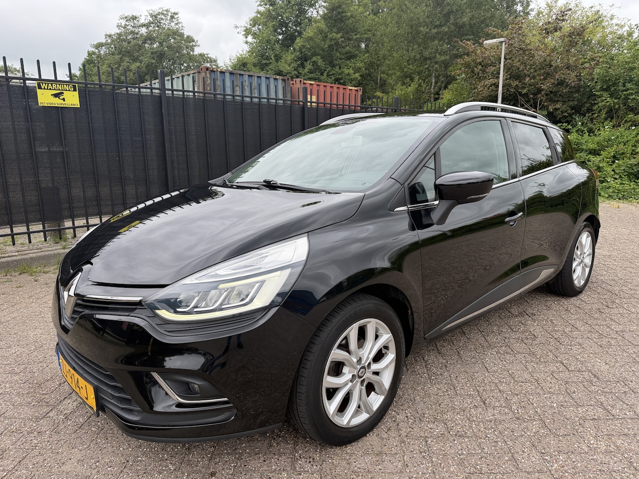 Renault Clio Estate - 0.9 TCe Intens Clima/Halfleer/Navi/Cruise/Keyless - AutoWereld.nl