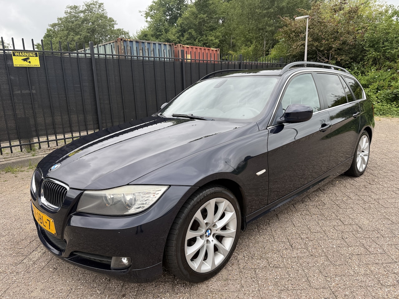 BMW 3-serie Touring - 325i Autom/Tiptr Business Line Navi/Clima - AutoWereld.nl