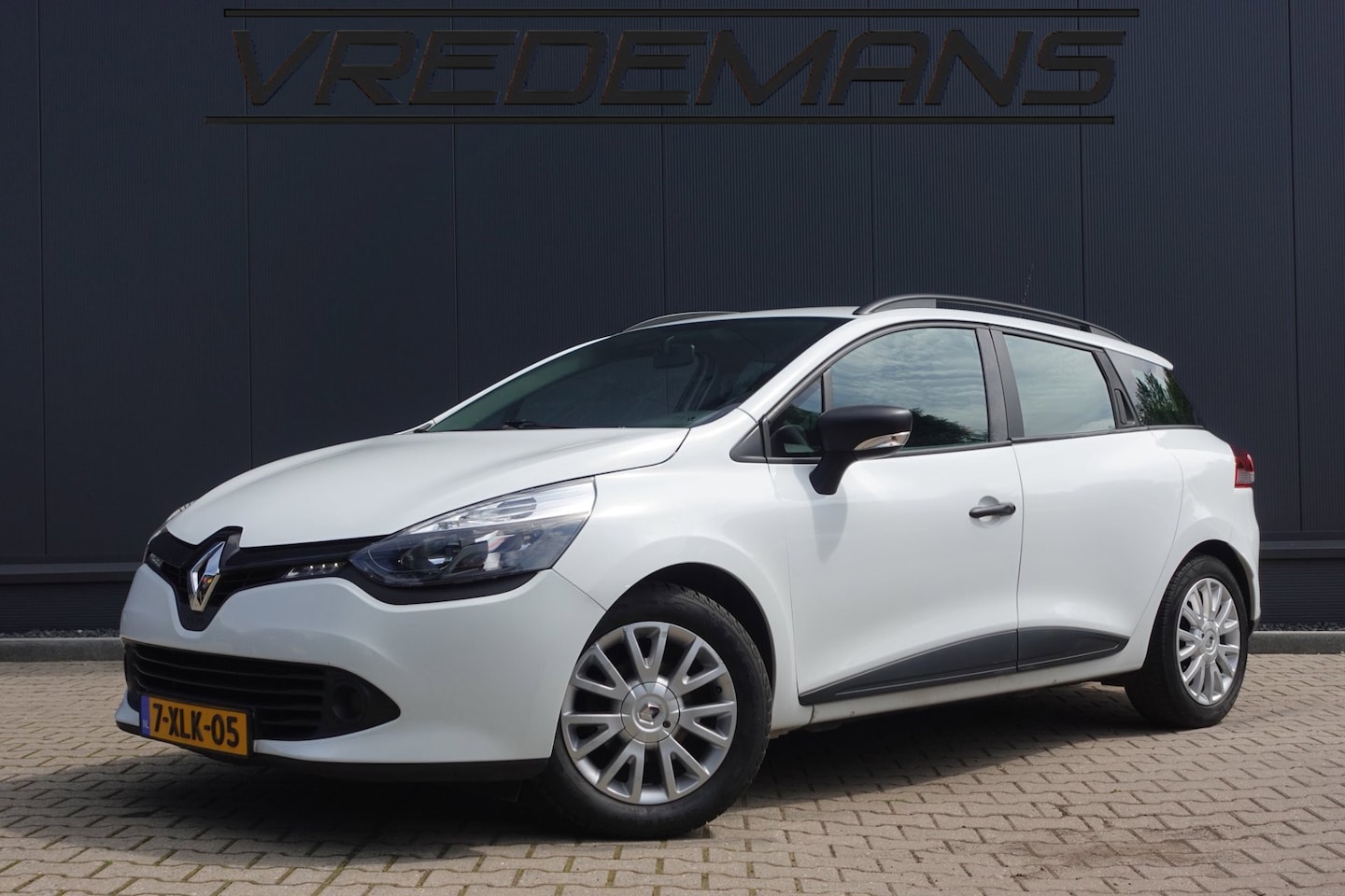 Renault Clio Estate - 0.9 TCe Authentique 0.9 TCe Authentique - AutoWereld.nl