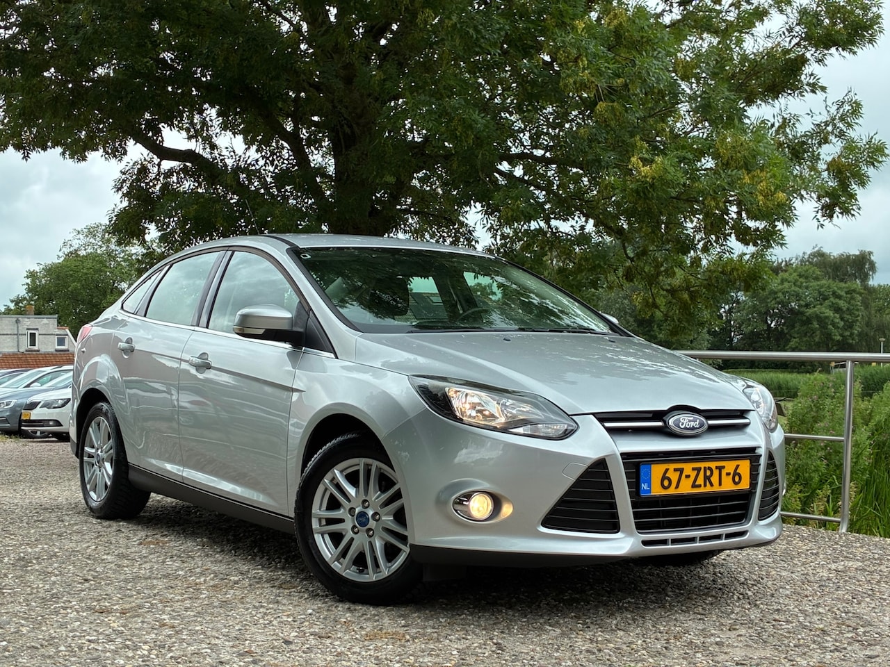 Ford Focus - 1.6 TI-VCT Titanium | Automaat + PDC + Cruise + Clima nu € 6.975,-!!! - AutoWereld.nl