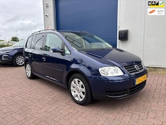 Volkswagen Touran - 1.6-16V FSI Trendline