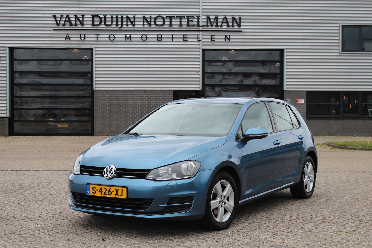 Volkswagen Golf - 1.4 TSI ACT Highline / Navigatie / Stoelverwarming - AutoWereld.nl