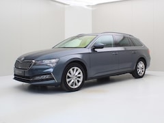 Skoda Superb Combi - 1.4 TSI iV PHEV 218PK DSG6 Ambition Business [ PHEV+TREKHAAK+STOELVERWARMING+NAVI+PDC