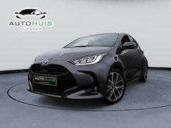 Toyota Yaris - 1.5 Hybrid Exclusive JBL Panoramadak Achteruitrijcamera 17"