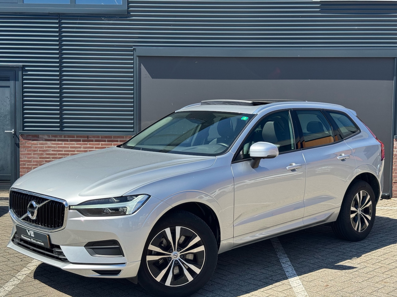 Volvo XC60 - PANO/DEALER OND/CLIMA - AutoWereld.nl
