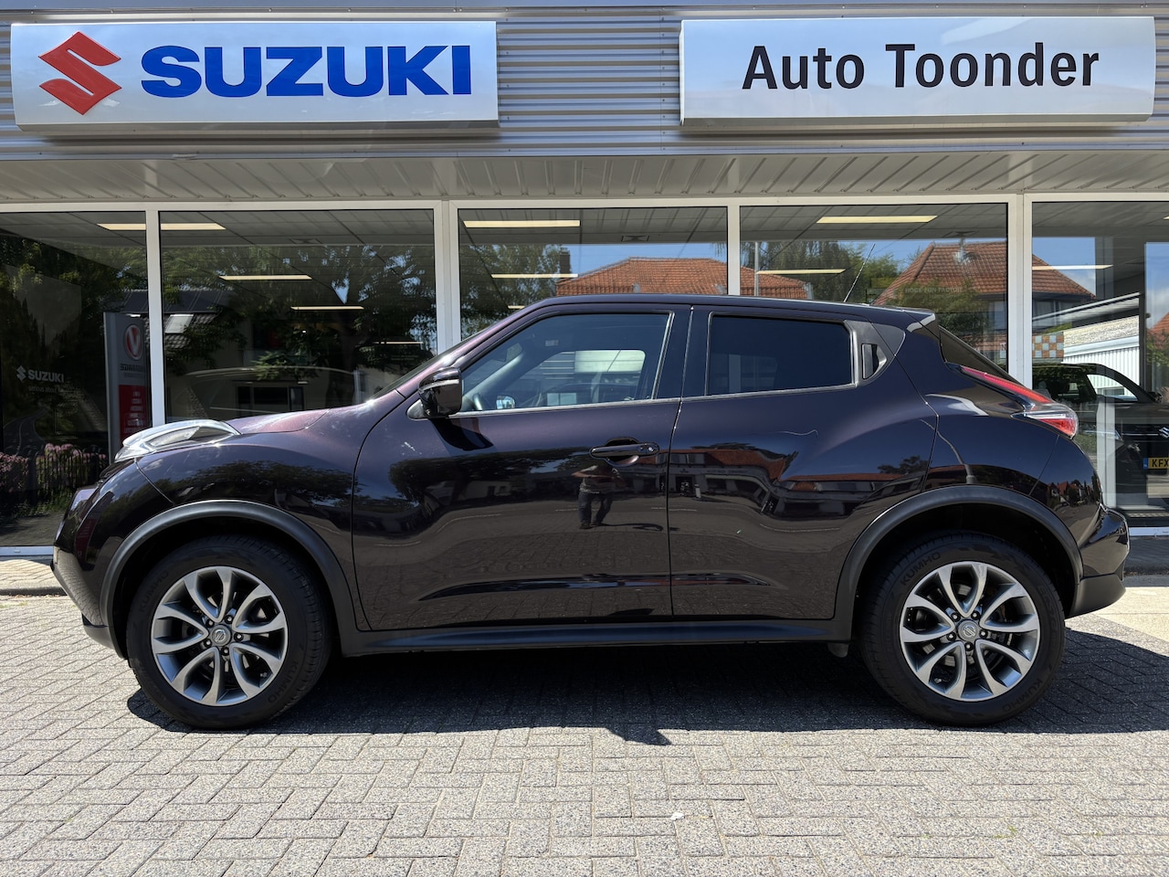 Nissan Juke - 1.2 DIG-T S/S Connect Edition/ Panoramadak/ Camera/ Trekhaak - AutoWereld.nl