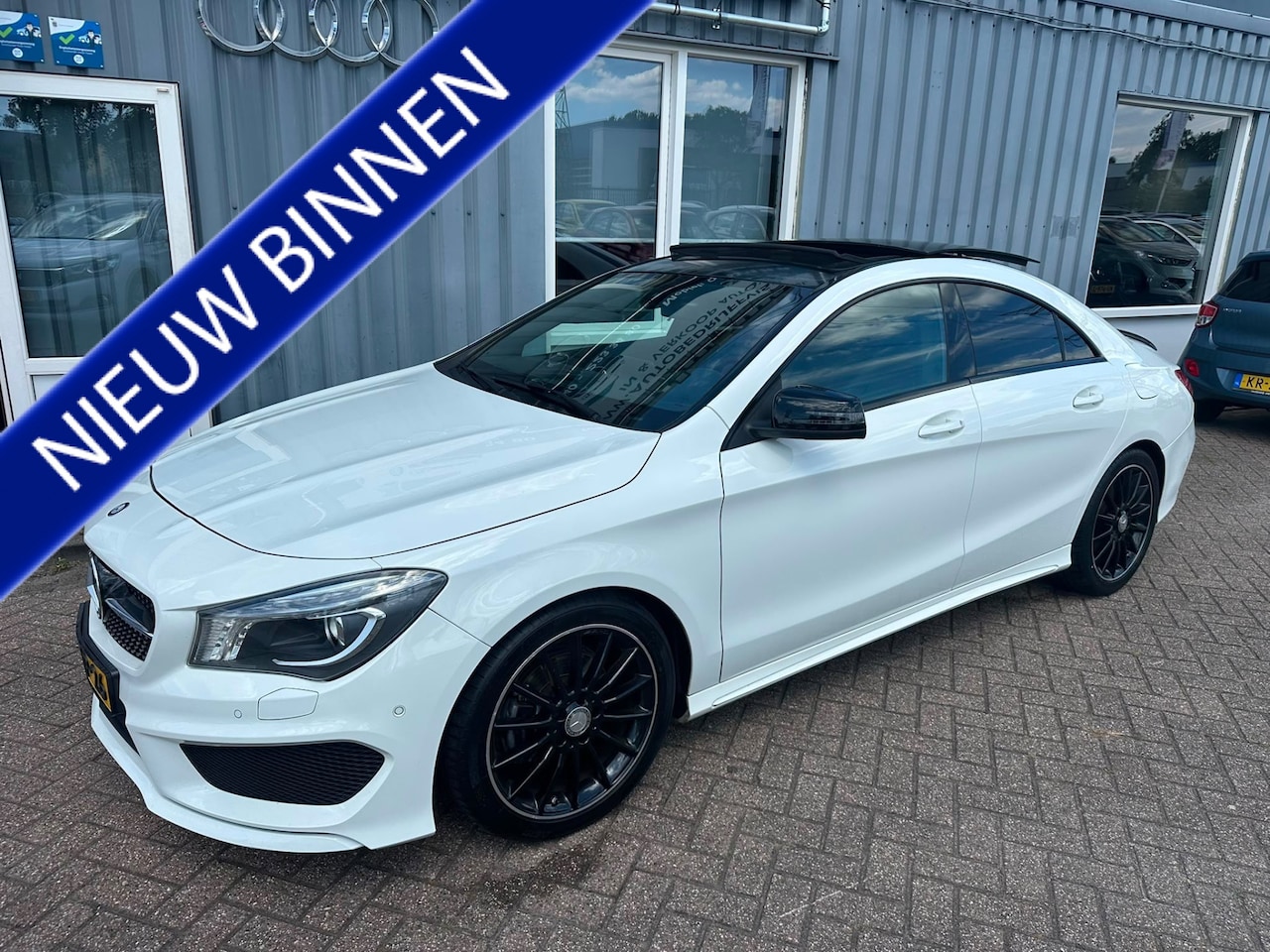Mercedes-Benz CLA-Klasse - 180 Ambition amg LINE PANORAMADAK - AutoWereld.nl