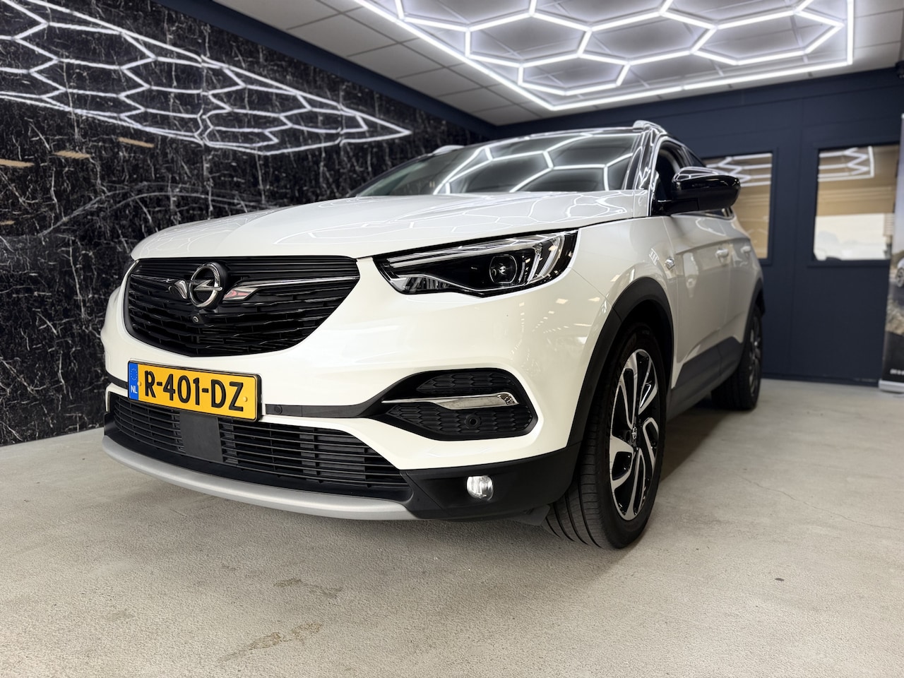 Opel Grandland X - 1.6 Turbo Ultimate 1.6 Turbo Ultimate - AutoWereld.nl