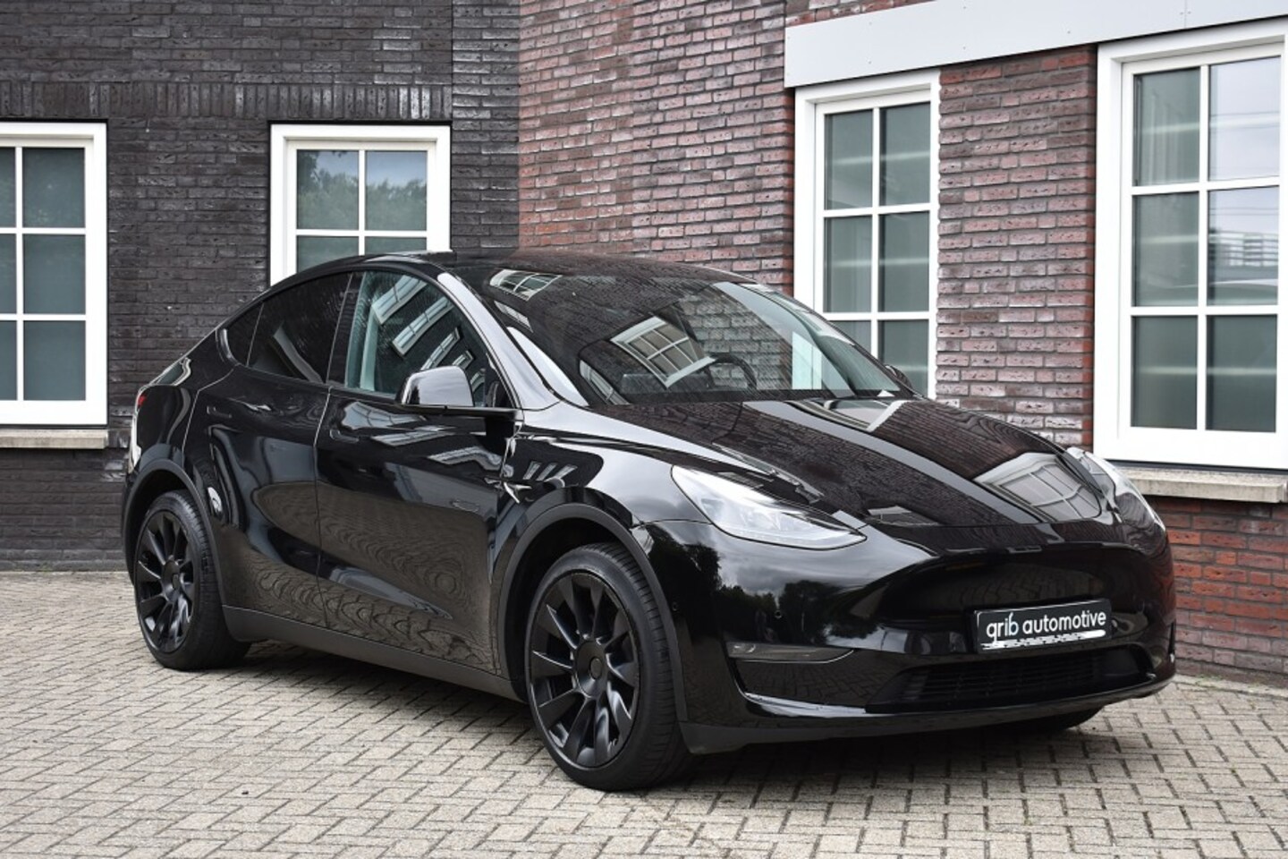 Tesla Model Y - Long Range dual motor - AWD -92% SOH Wij zijn op afspraak geopend! Graag bellen voor uw ko - AutoWereld.nl