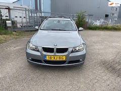 BMW 3-serie Touring - 318d Panorama Dak