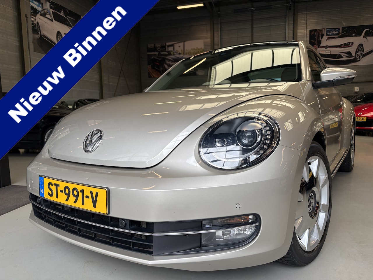 Volkswagen Beetle - 1.4 TSI Sport BlueMotion Cruise, Panoramadak, Carplay Navi - AutoWereld.nl