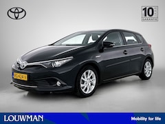 Toyota Auris - 1.8 Hybrid Dynamic | Trekhaak afneembaar | Parkeersensor voor en achter |