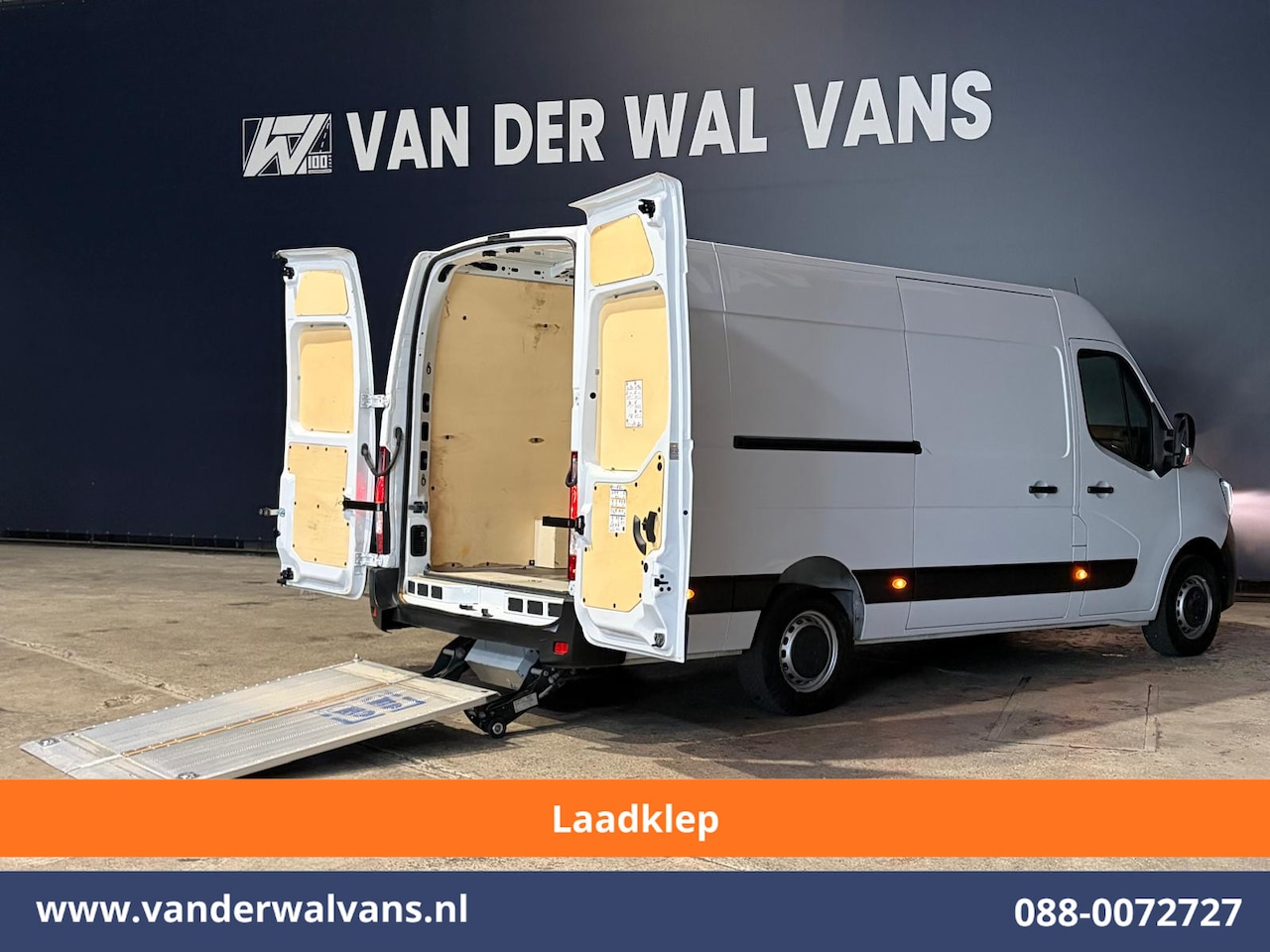 Renault Master - 2.3 dCi 131pk L4H2 Euro6 Airco | Laadklep | LED Bijrijdersbank - AutoWereld.nl
