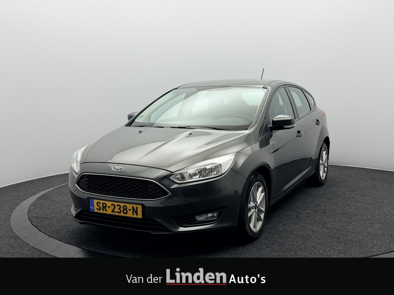 Ford Focus - 1.0 Lease Edition | Navigatie | Carplay&Android | Cruise Control | Airco - AutoWereld.nl