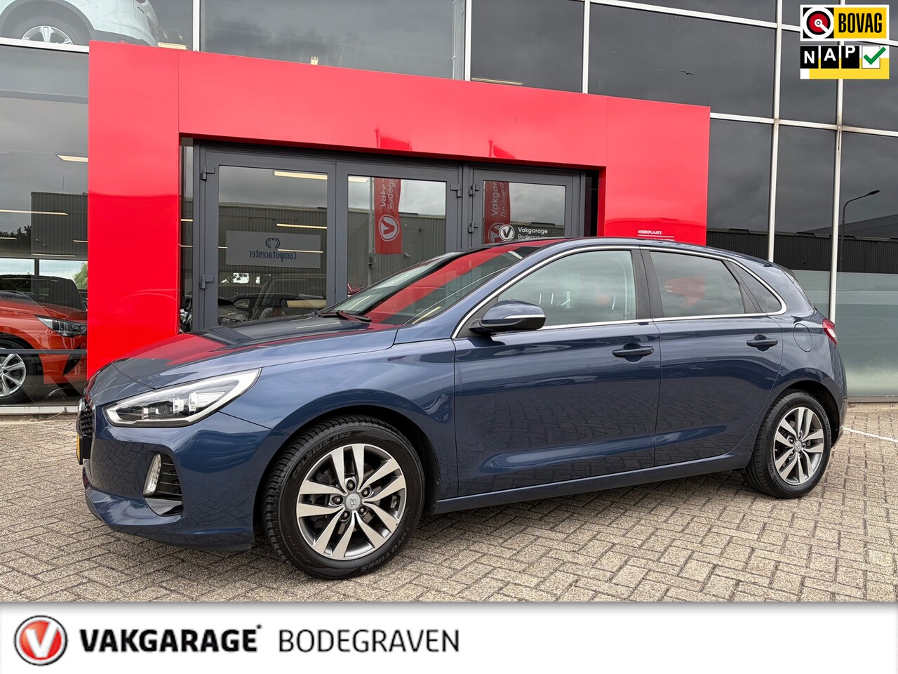 Hyundai i30 - 1.0 T-GDI First Edition / carplay / camera - AutoWereld.nl