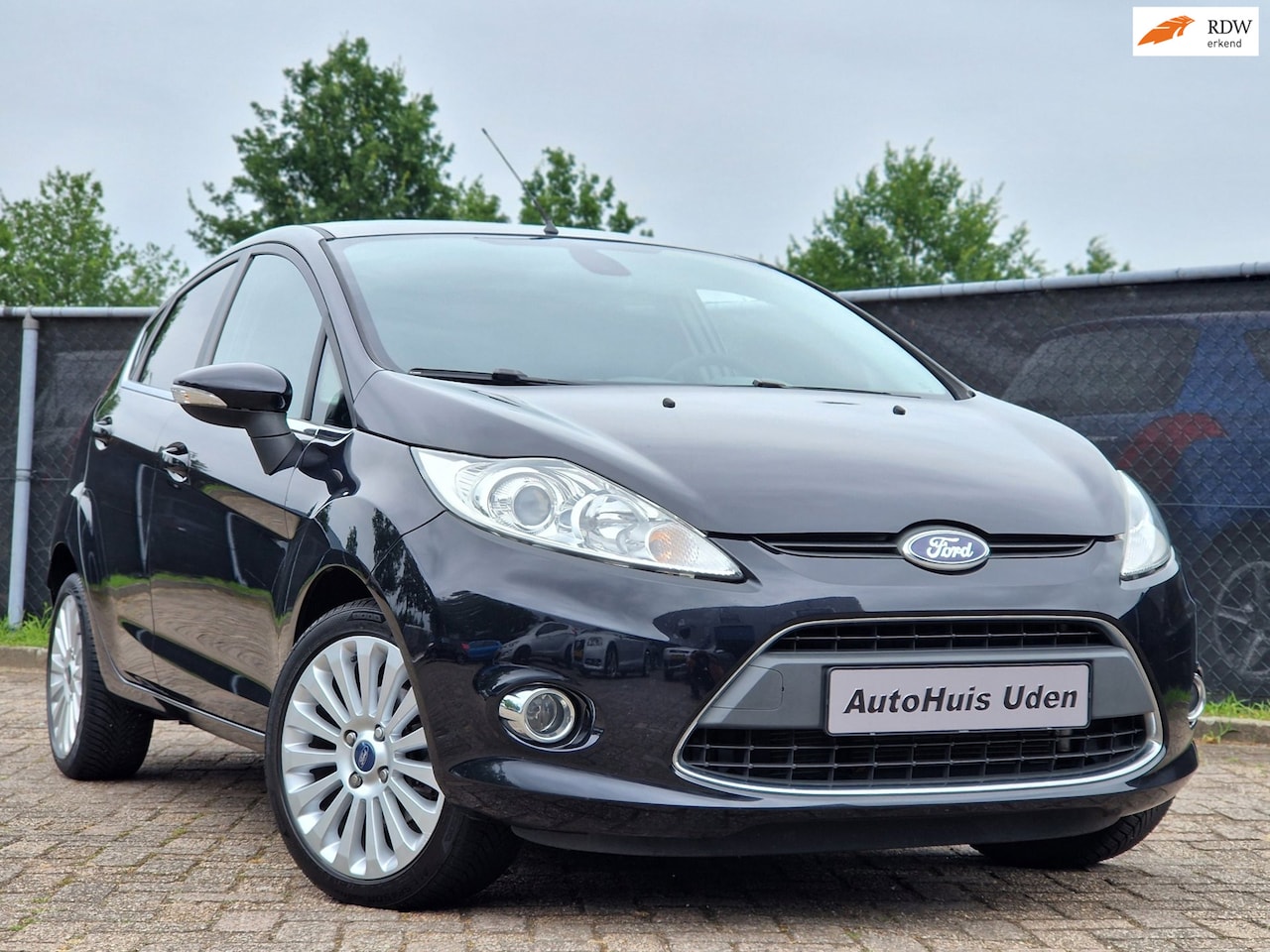Ford Fiesta - 1.25 Ghia*Airco*Clima*Nwe Riem!! - AutoWereld.nl