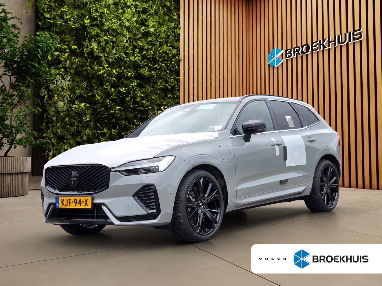Volvo XC60 - 2.0 T8 Plug-in hybrid AWD Ultra Black Edition Exec | Bowers&Wilkins | Massage/ventilatie | - AutoWereld.nl