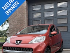 Peugeot 107 - 1.0-12V Sublime Airco/5DRS/Carplay/NAP