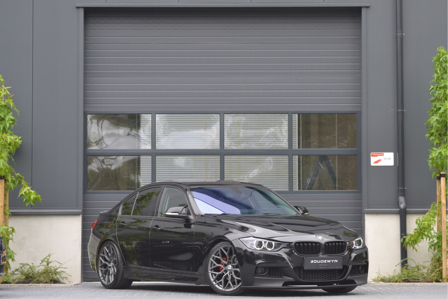 BMW 3-serie - 316i M Sport Edition Stoelverwarming | Goed onderhouden auto! - AutoWereld.nl
