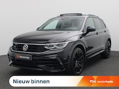 Volkswagen Tiguan - 1.4 TSI eHybrid R-Line Business+ Panoramadak, Trekhaak, Achteruitrijcamera, Black Style, L