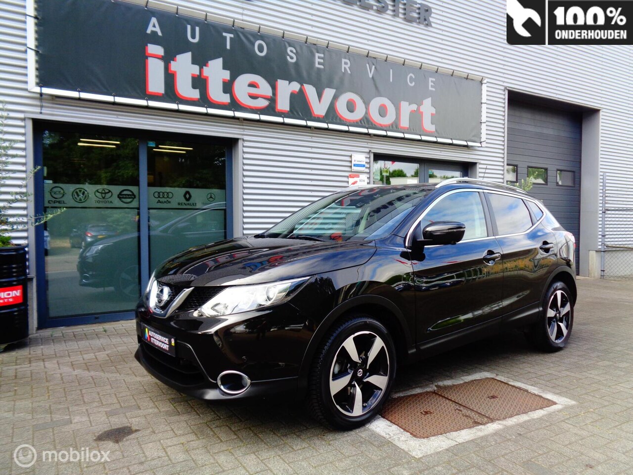 Nissan Qashqai - 1.2 Premier Edition /Nav,cam,trekh. - AutoWereld.nl