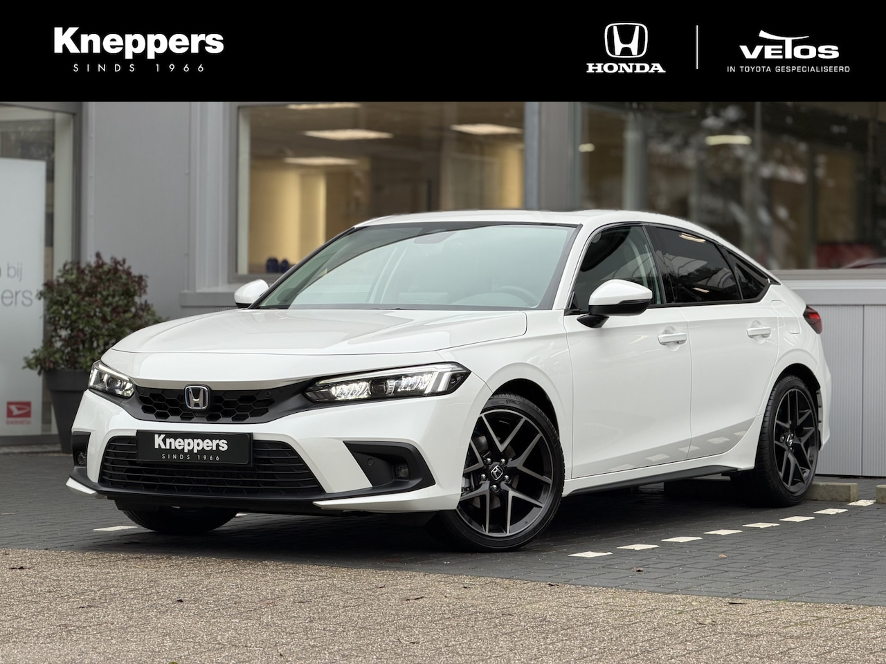 Honda Civic - 2.0 e:HEV Advance € 4000,- KORTING Panoramadak, Lederen bekleding, Bose audiosysteem - AutoWereld.nl