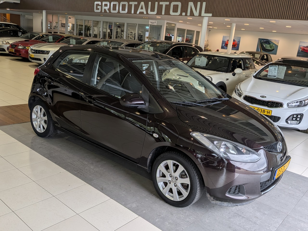 Mazda 2 - 1.3 S-VT Touring Airco, Trekhaak, Stuurbekrachtiging - AutoWereld.nl