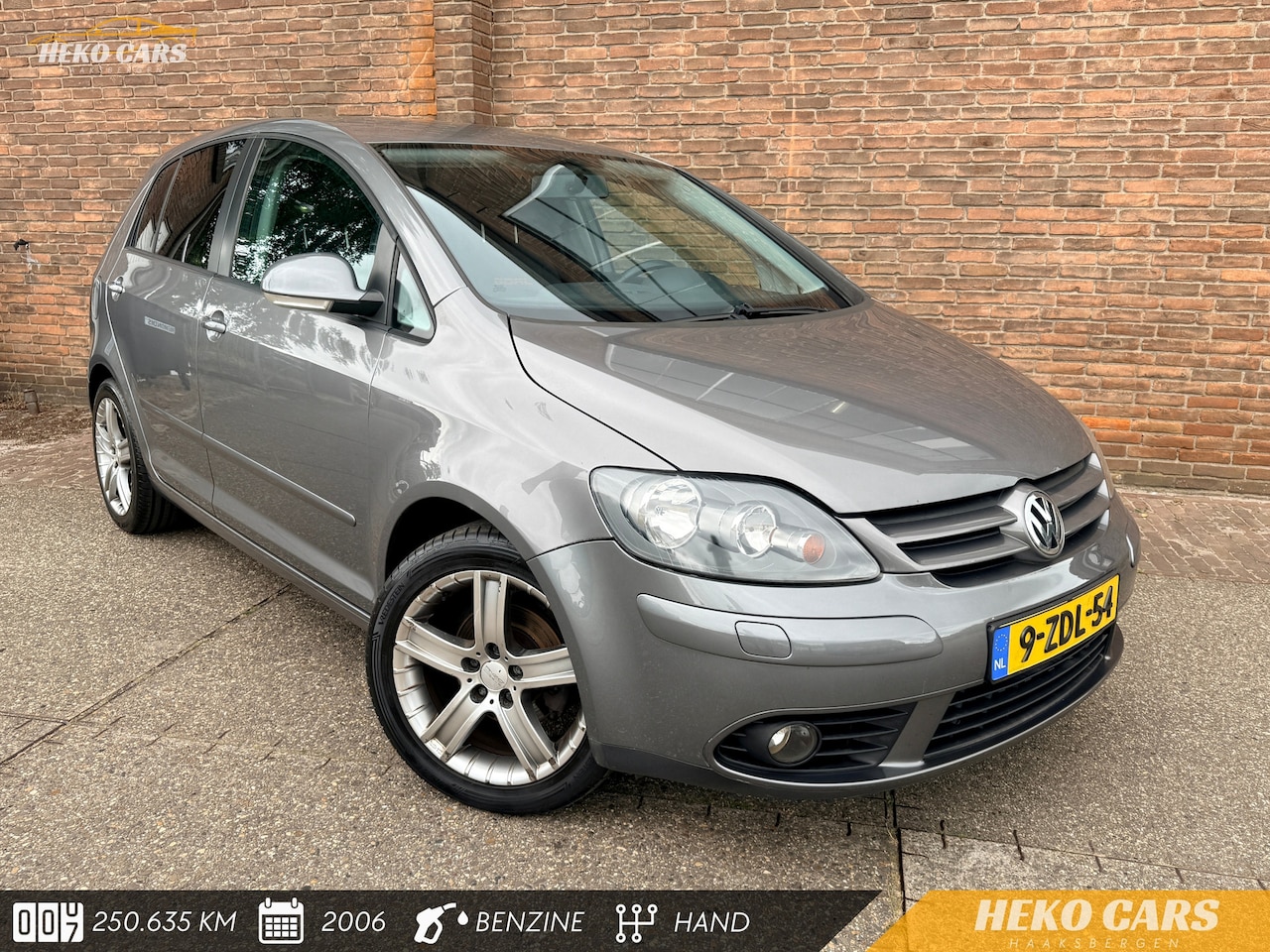 Volkswagen Golf Plus - 1.6 Goal·Climate·Cruise·Stoelverwarming·17" LM·PDC - AutoWereld.nl