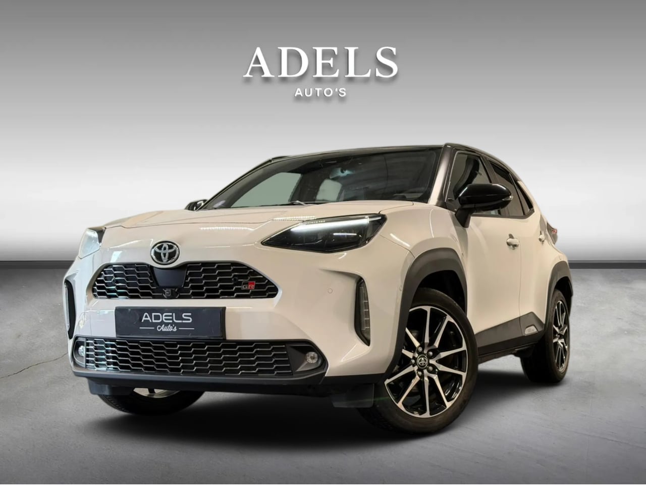 Toyota Yaris Cross - 1.5 Hybrid GR Sport Panodak HUD Camera ACC Dealer Onderhouden Fabrieksgarantie - AutoWereld.nl