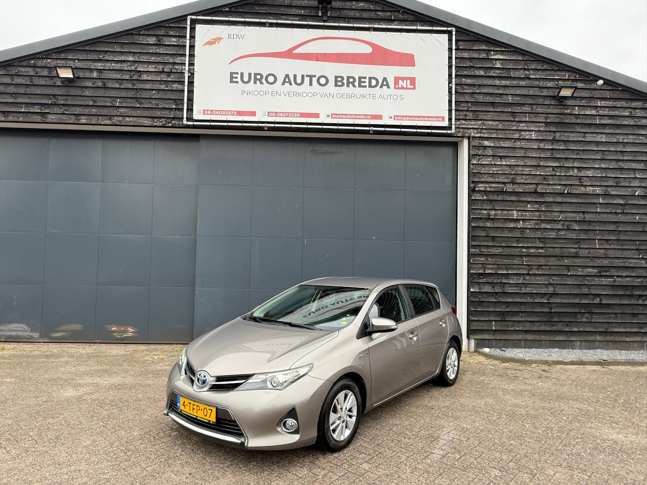 Toyota Auris - 1.8 Hybrid Aspiration 1.8 Hybrid Aspiration - AutoWereld.nl