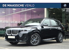 BMW X1 - xDrive25e M Sport Automaat / Sportstoelen / Achteruitrijcamera / M Adaptief onderstel / Ad