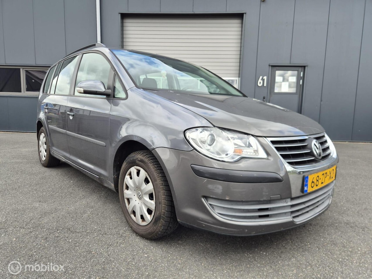 Volkswagen Touran - 1.6 Trendline 7-persoons | Airco | Trek. - AutoWereld.nl