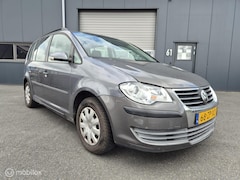 Volkswagen Touran - 1.6 Trendline 7-persoons | Airco | Trek