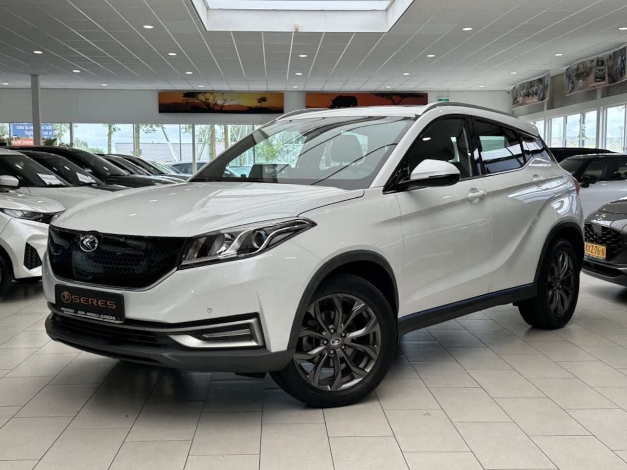 Seres 3 - 52kWh [ DEALER I 360 CAMERA I CLIMATE CONTROL & PANORAMADAK ] - AutoWereld.nl
