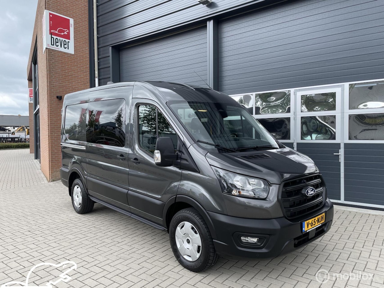 Ford Transit - 350 2.0 TDCI L2H2 Trend automaat rolstoelbus - AutoWereld.nl