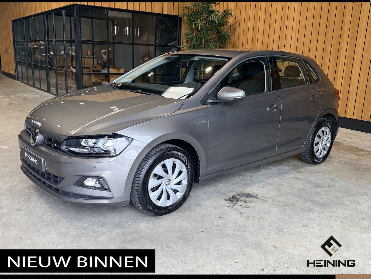 Volkswagen Polo - 1.0 TSI Comfortline. Navi. Apple-carplay. DAB. 72600 km met NAP - AutoWereld.nl