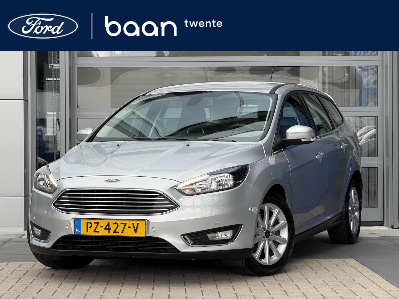 Ford Focus Wagon - 1.0 Titanium | Navigatie | Reservewiel | Keyless | PDC rondom | Apple Carplay - AutoWereld.nl