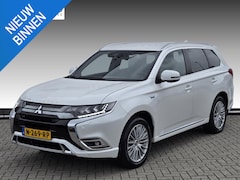 Mitsubishi Outlander - 2.4 PHEV Intense S | Dealeronderhouden| Metallic Wit | Trekhaak 1500KG|