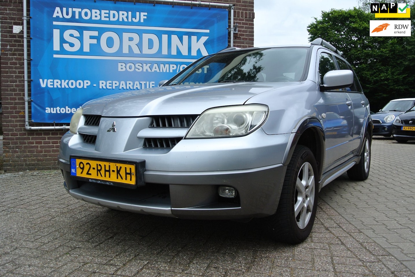 Mitsubishi Outlander Sport - 2.4 4WD - AutoWereld.nl