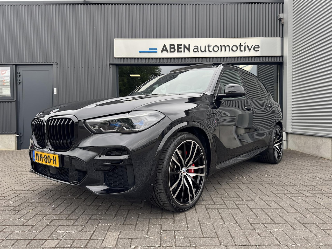 BMW X5 - xDrive45e 394PK High Executive M-Sport (PANO|DRIVING ASSIST PROF.|HK|LASER|22"|TREKHAAK) - AutoWereld.nl