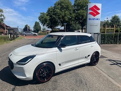Suzuki Swift - 1.2 Style Smart Hybrid AUTOMAAT // Trekhaak // Full option 1e eigenaar dealer onderhouden