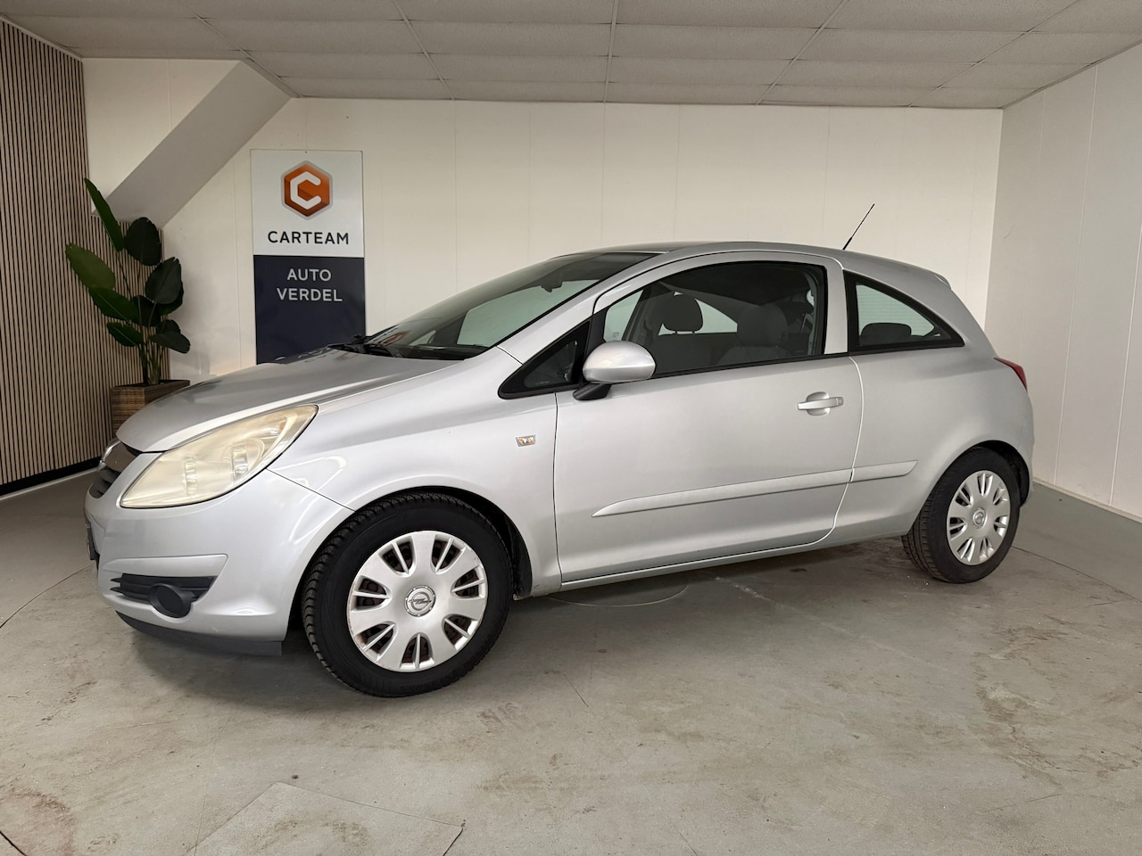 Opel Corsa - 1.2-16V Business Airco, Trekhaak - AutoWereld.nl
