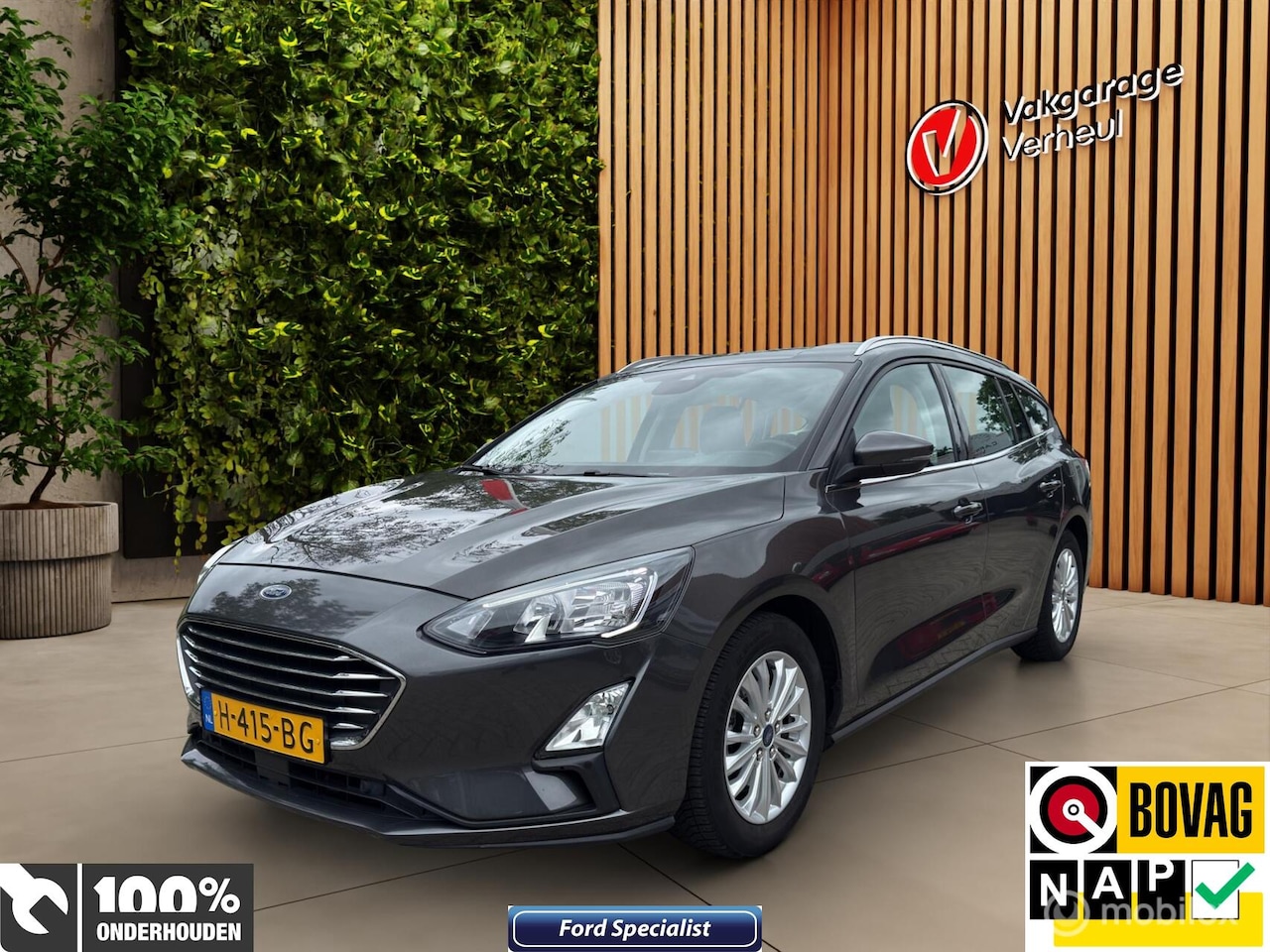 Ford Focus Wagon - 1.0 EcoB Titanium Business|Automaat|Trekh - AutoWereld.nl