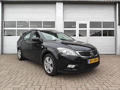 Kia Cee'd Sporty Wagon - Cee D 1.4 | Stuurhuis tikt