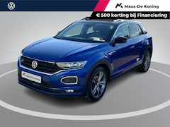 Volkswagen T-Roc - 1.5TSI/150PK DSG R-line · Panoramadak · Trekhaak · Camera · Apple/Android Car Play · Navig
